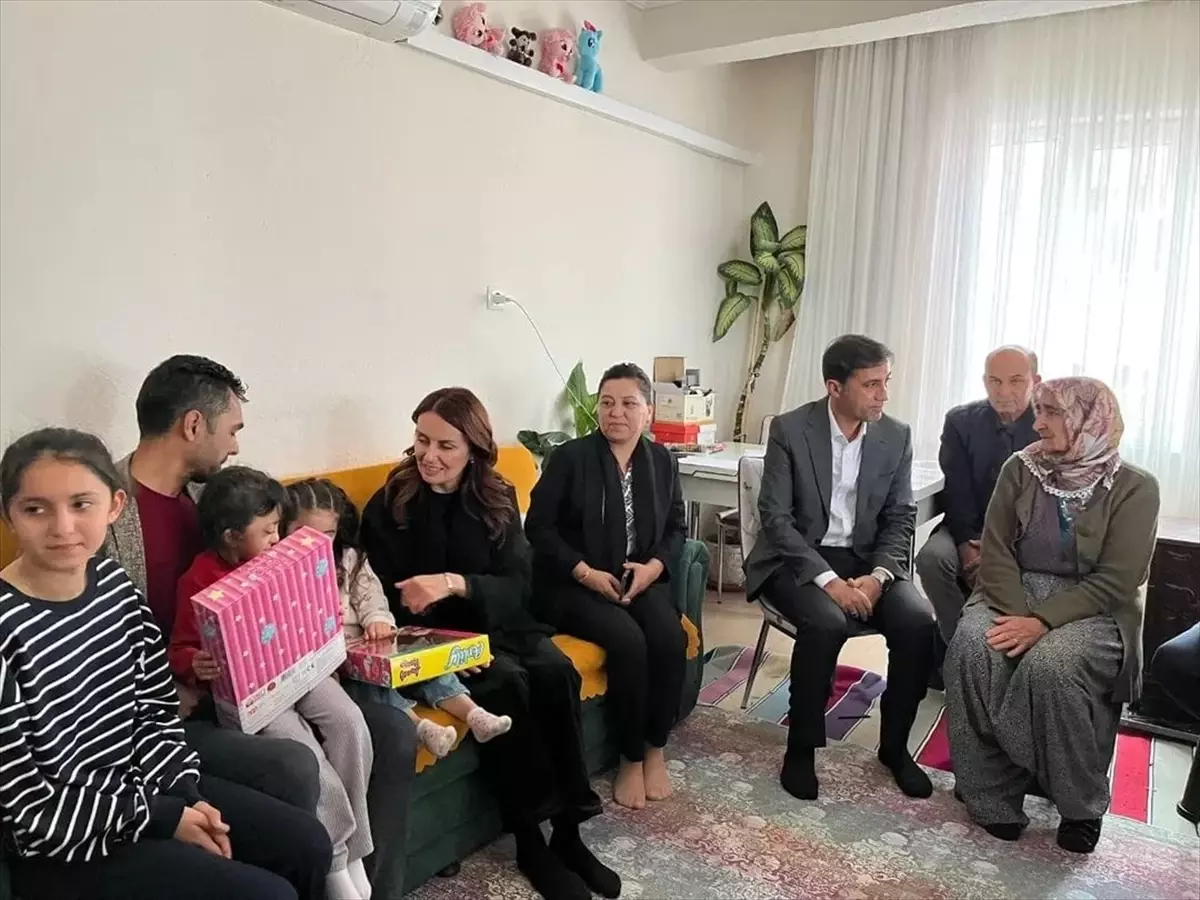 AK Parti Mersin Milletvekili Havva Sibel Söylemez, Bozyazı’da Halkla Buluştu