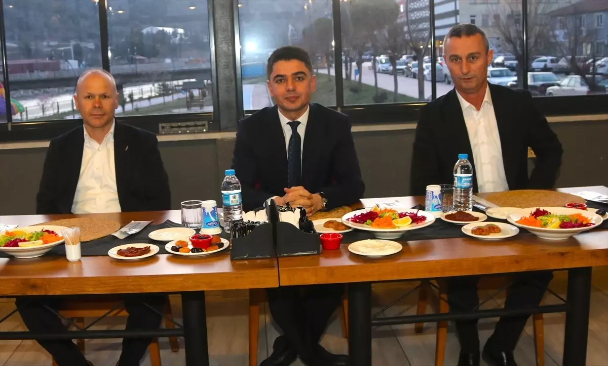 Kaymakam Salih Kartal, Muhtarlarla İftar Sohbeti Yaptı