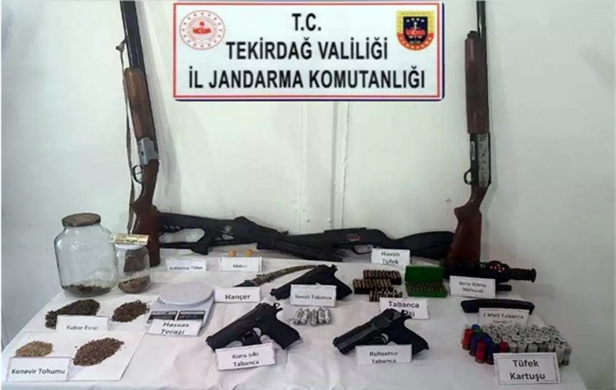 Şarköy'de Jandarma, Çiftlik Evinde Silah ve Uyuşturucu Operasyonu Gerçekleştirdi