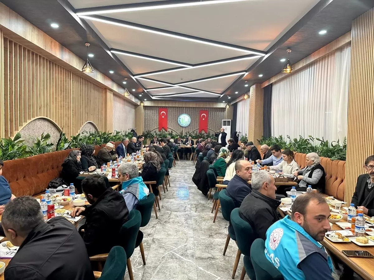 Ulaş’ta Şehit Aileleri ve Gaziler İçin Anlamlı İftar Buluşması