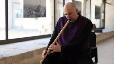 Ney eğitimi sırasında öğrenci ve öğretmen