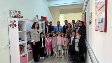 Seydişehir Öğretmenleri, Hastane Çocukları İçin Kitap ve Oyuncak Köşesi Oluşturdu