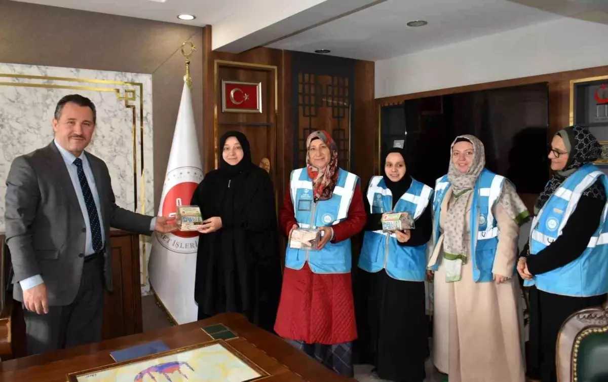 Bilecik’te Kur’an Kursu Öğrencileri Filistin’e Yardım Kampanyası Başlattı