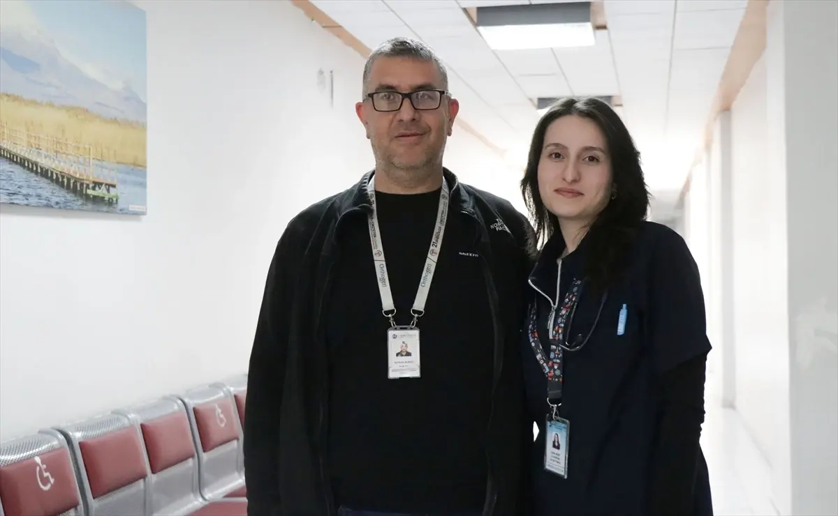 Kayseri'de Tıp Öğrencisi Eda Nur Coşkun, Doğumunu Yaptığı Doktorla Staja Başladı