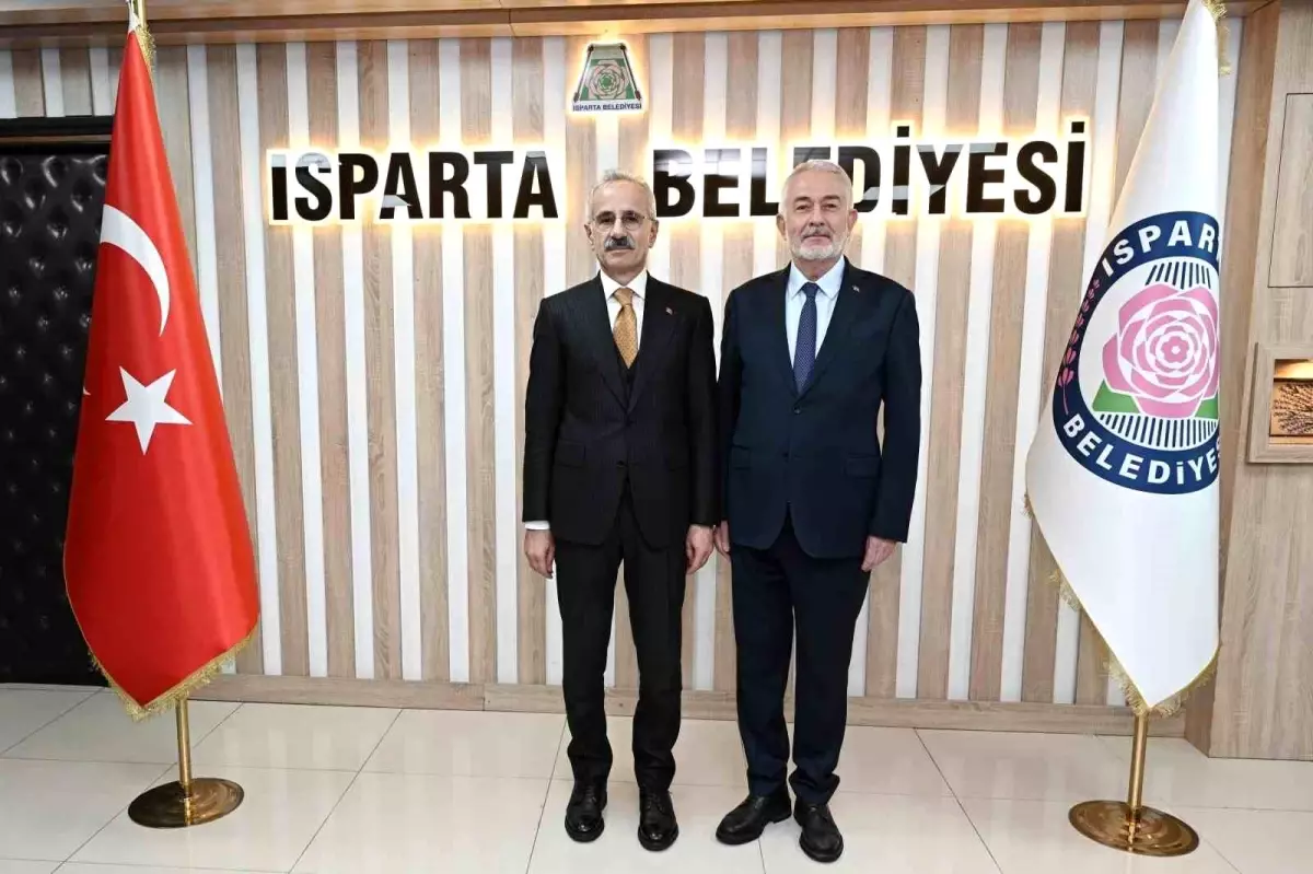 Uraloğlu, Isparta'da Altyapı Çalışmalarını Yerinde İnceledi