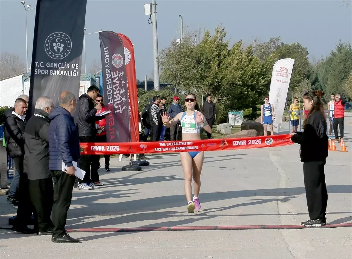 Türkiye Balkan Yürüyüş Şampiyonası'nda 11 Madalyayla Zirveye Çıktı