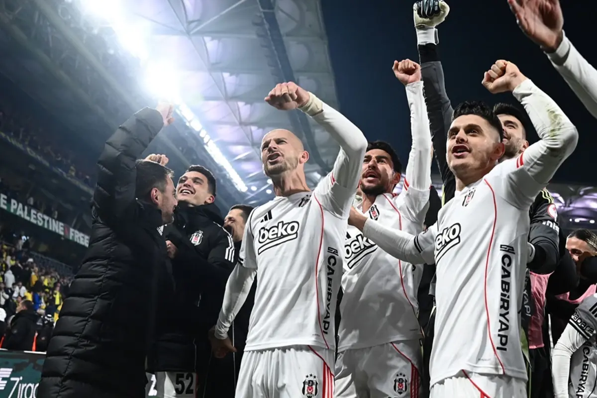 Beşiktaş, Gençlerbirliği Deplasmanında 4 Oyuncusuz Çıkıyor