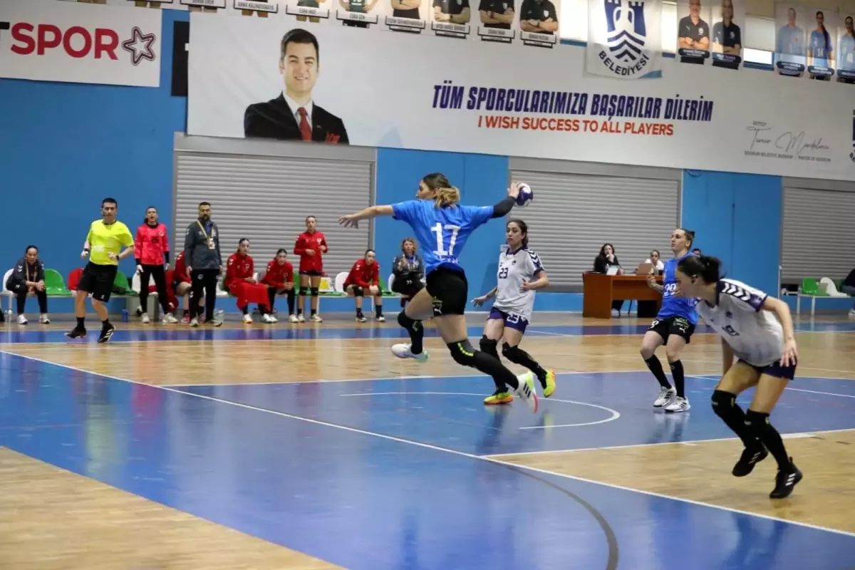 Yalıkavakspor, Üsküdar Belediyesini 27-25 Mağlup Ederek Şampiyonluk Yolunda Önemli Bir Adım Attı