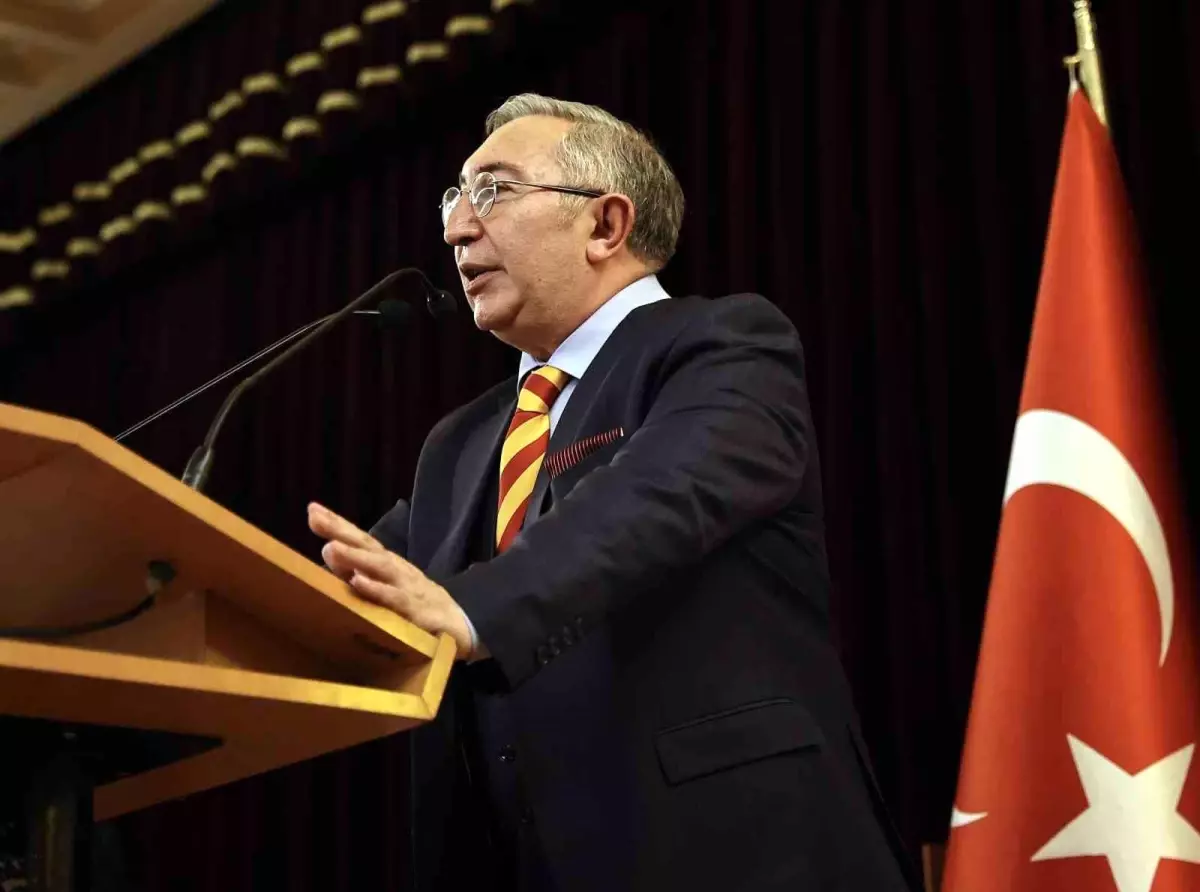 Aykutalp Derkan Galatasaray Başkanlığına Yeniden Seçildi