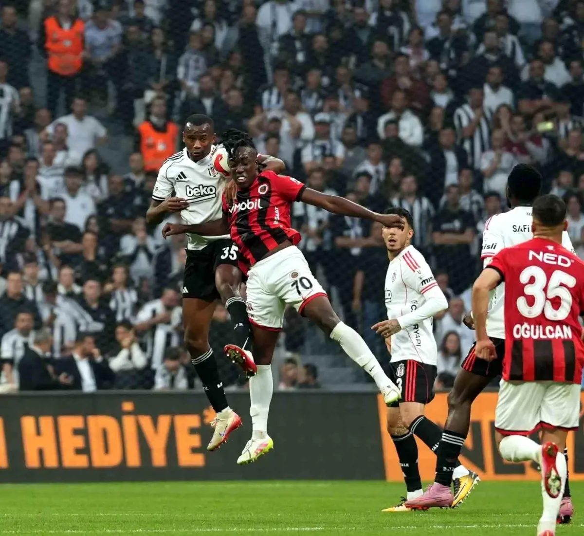 Beşiktaş, Gençlerbirliği'ni 96. Kez Karşılıyor: 26. Hafta Heyecanı