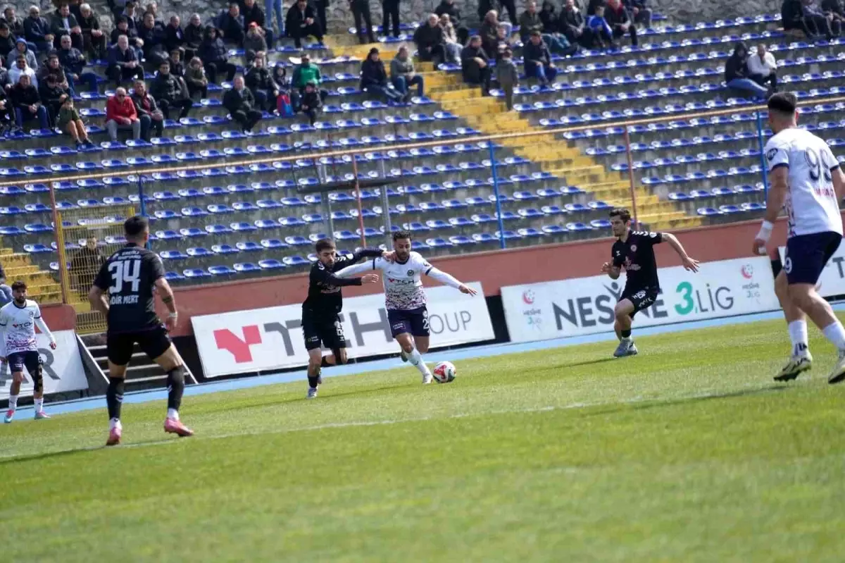 Karadeniz Ereğli Belediyespor, Zonguldakspor'u 2-0 Mağlup Etti
