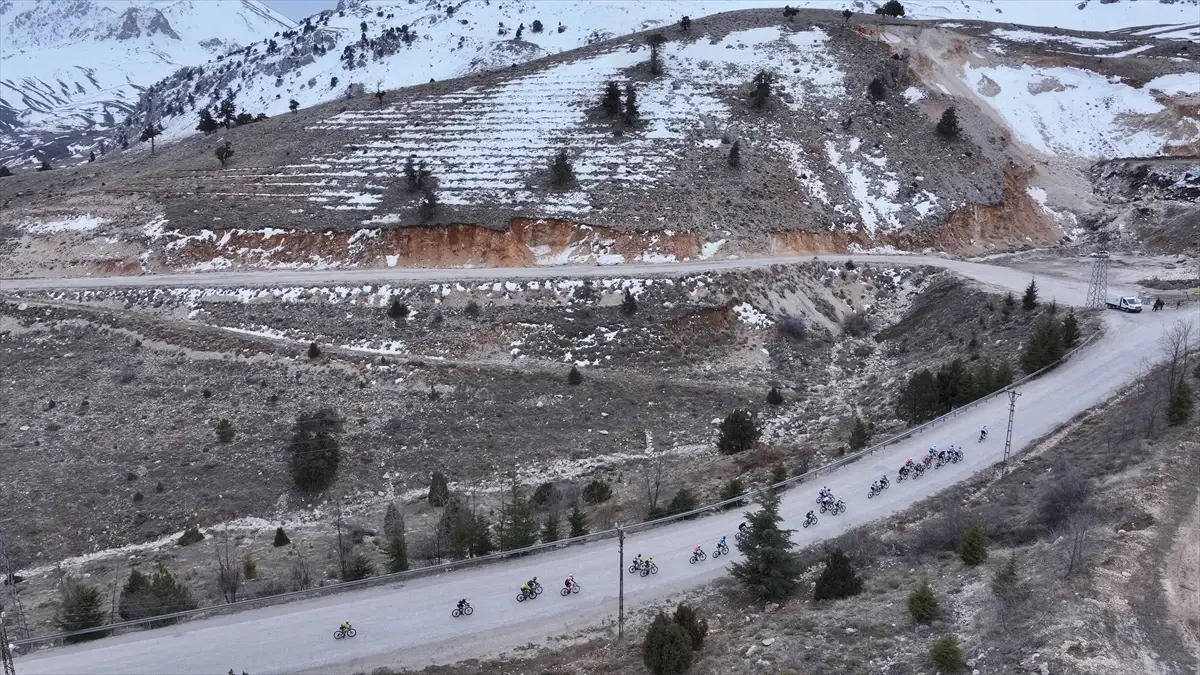 Henrique Bravo, Saklıkent Etabında Altın Madalya Kazandı