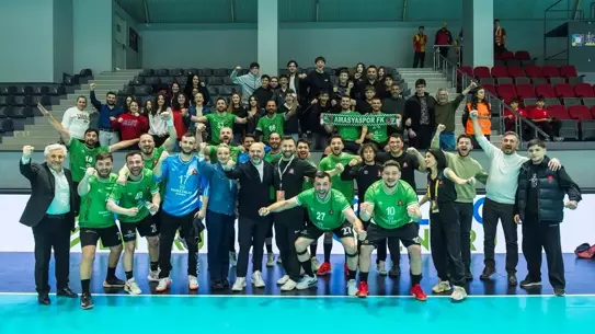 Maç sonrası kutlama anı