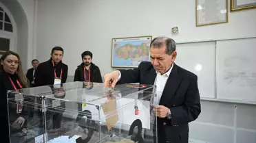 Dursun Özbek ve yeni Divan üyeleri