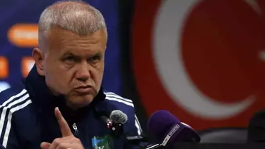 Maçta tartışmalı karar anı