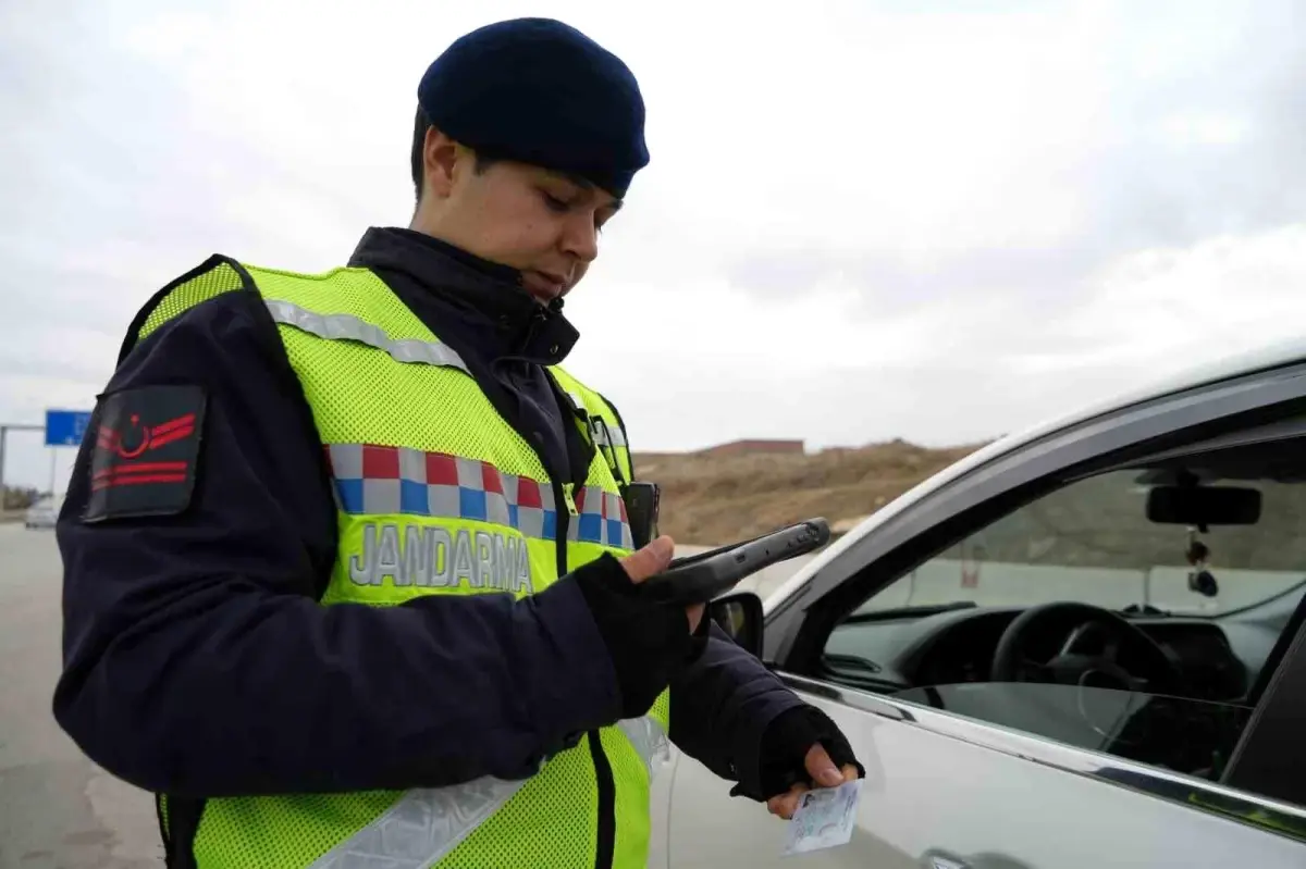 Kırıkkale'de Ara Tatil ve Bayram Trafiğine Karşı Denetimler Yoğunlaşıyor