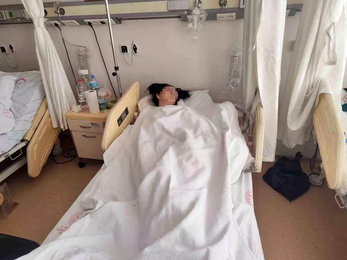 İzmir'de Aile İçi Şiddet Olayı: Kadın Balkon'dan Düşerek Ağır Yaralandı