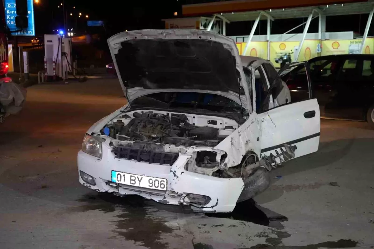 Kırıkkale'de Kontrolsüz Hızla Giden Araç Takla Attı, Bir Yolcu Yaralandı