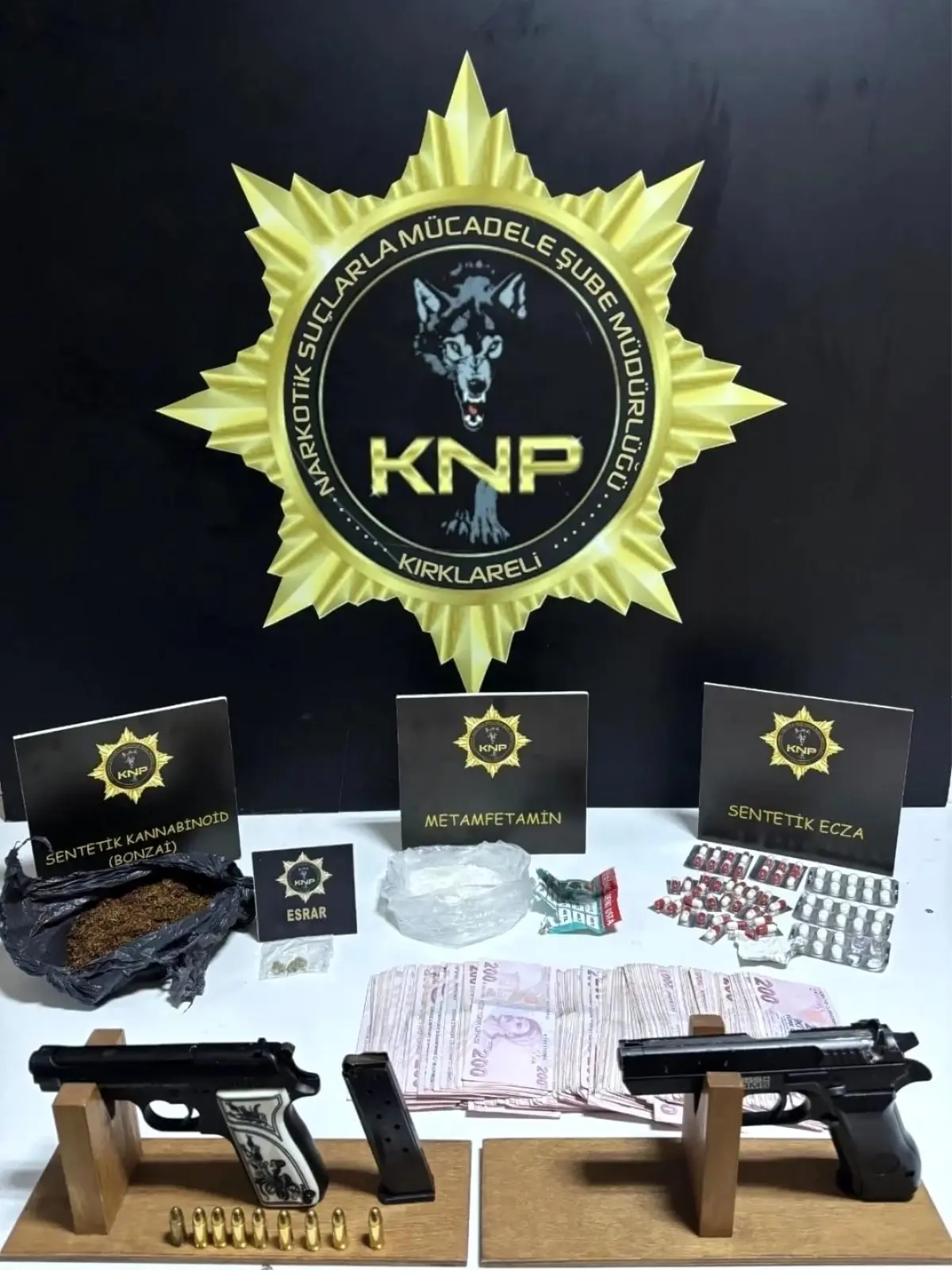 Kırklareli'de Uyuşturucu ve Silah Operasyonu Sonuçlandı: Bir Şüpheli Tutuklandı