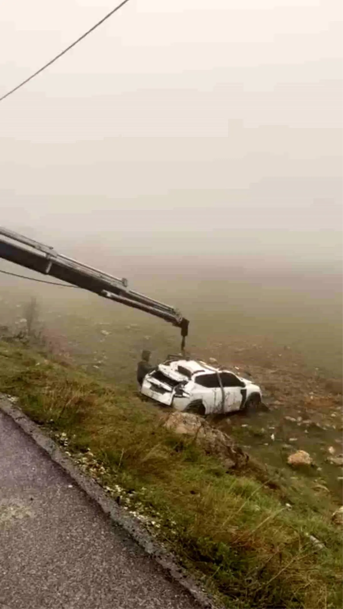 Mardin'in Nusaybin İlçesinde Şok Edici Trafik Kazası: Sürücü Ağır Yaralı