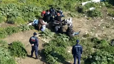 Ayvalık’ta Yasadışı Göçmen Kaçakları Operasyonu: 25 Kişi Gözaltında