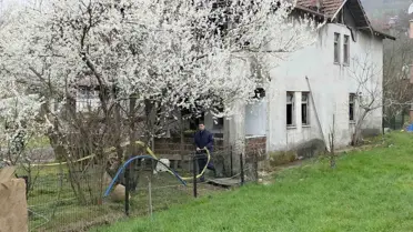 Yangın sonrası evin dış görüntüsü