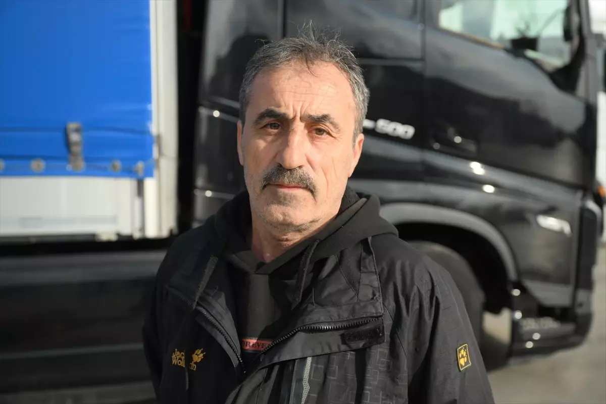 Tır Şoförleri Yeni Gümrük Kapısının Ticaret Hızını Artıracağını Duyurdu
