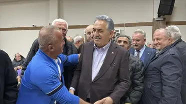 İftar programı sırasında Hayati Yazıcı