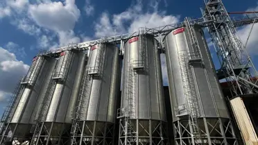 Yem üretim tesisi iç görüntüsü