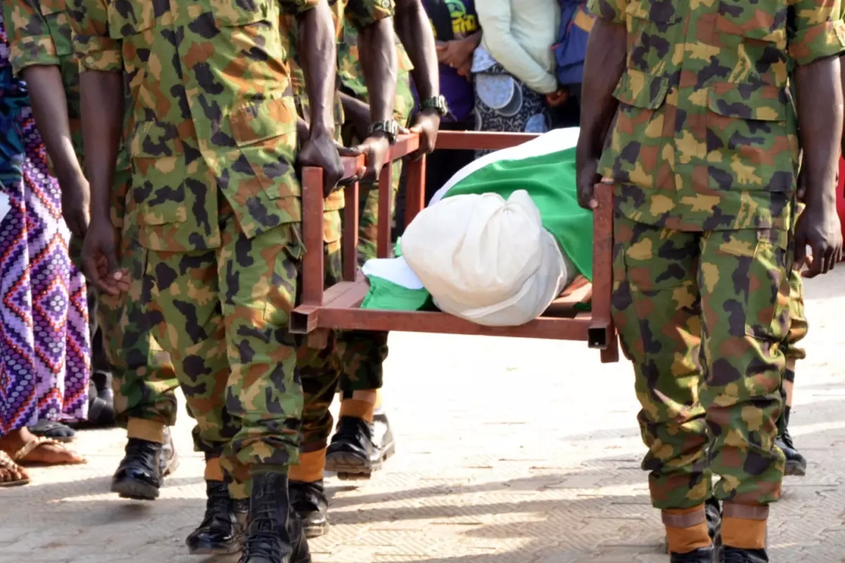 Nijerya Plateau’da Silahlı Pusu: 12 Asker ve 8 Güvenlik Görevlisi Şehit Oldu
