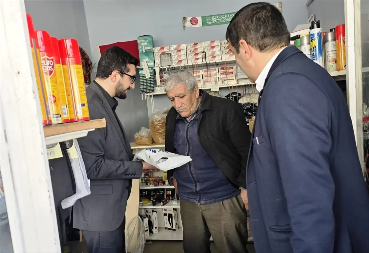 Keban’da Müftü Çiçen, Ramazan’da Esnafı Ziyaret Etti