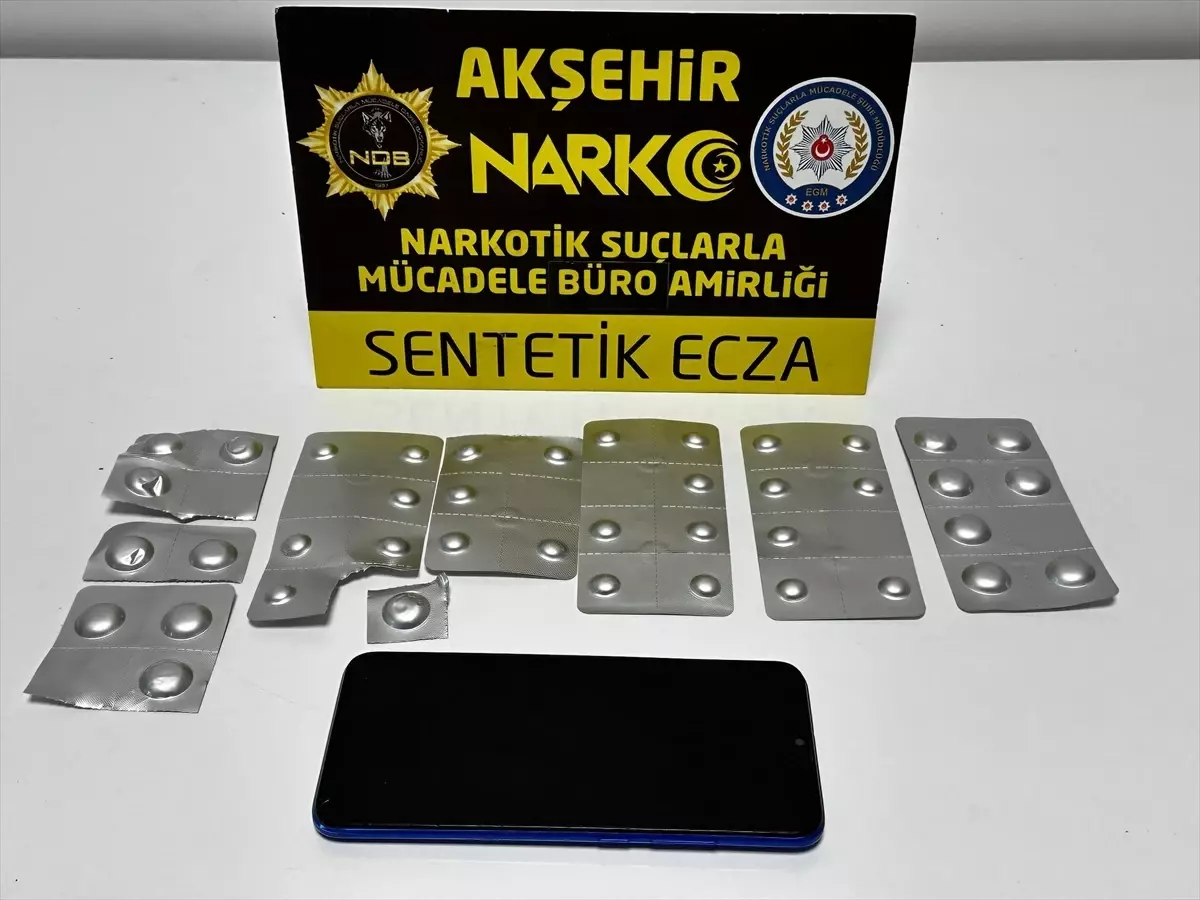 Akşehir'de Uyuşturucu ve Kaçak Sigara Operasyonu: 4 Gözaltı, 2 Tutuklama
