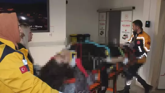 Kaza sonrası şarampole dönen otomobil