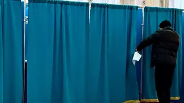 Kazakistan’da referandum sandığı