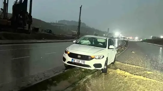 Kurtalan’da kaza sonrası araçların durumu