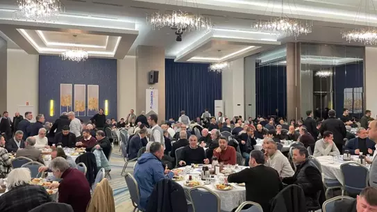 Yusuf Tekin programda konuşma anı