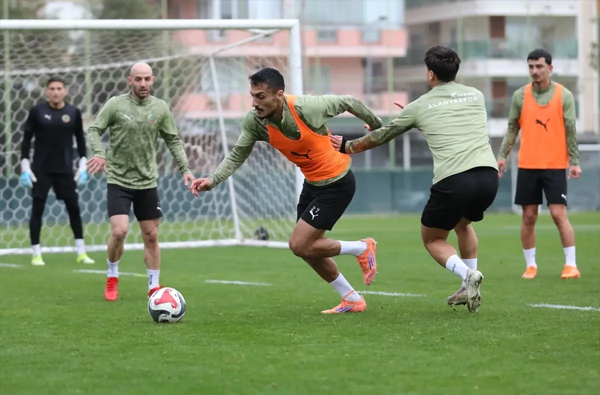 Alanyaspor, Kocaelispor Maçına Hazırlıklarını Hızlandırıyor