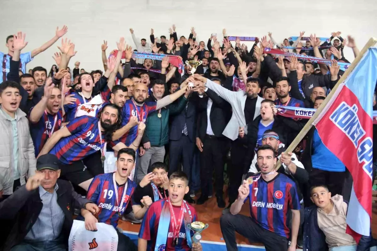 Kökezspor, Eskil Voleybol Turnuvasında 3-1 Galip Gelerek Şampiyonluğa Ulaştı