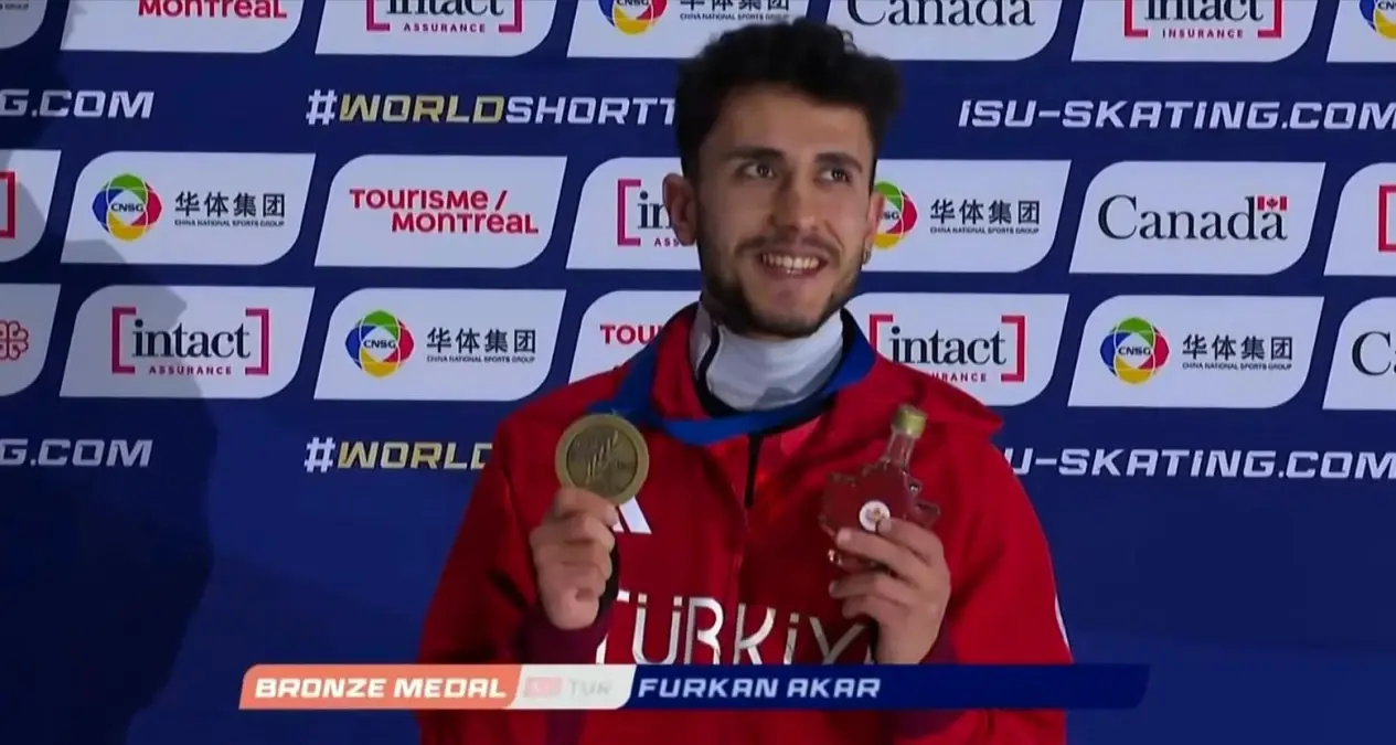 Erzurumlu Furkan Akar, Kısa Kulvar Sürat Pateni Dünya Şampiyonası'nda Tarihi Bronz Madalya Kazandı