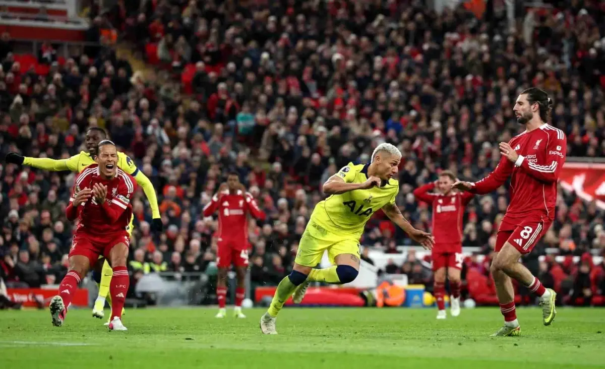 Liverpool ve Tottenham 1-1 Berabere Bitti: Son Dakikada Gelen Gol Maçı Dengeledi