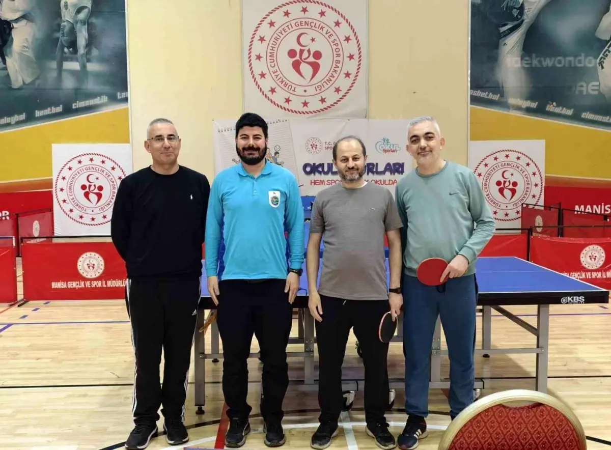 Merkezefendi Devlet Hastanesi, Manisa'da Masa Tenisi Turnuvası'nda Şampiyonluğa Ulaştı