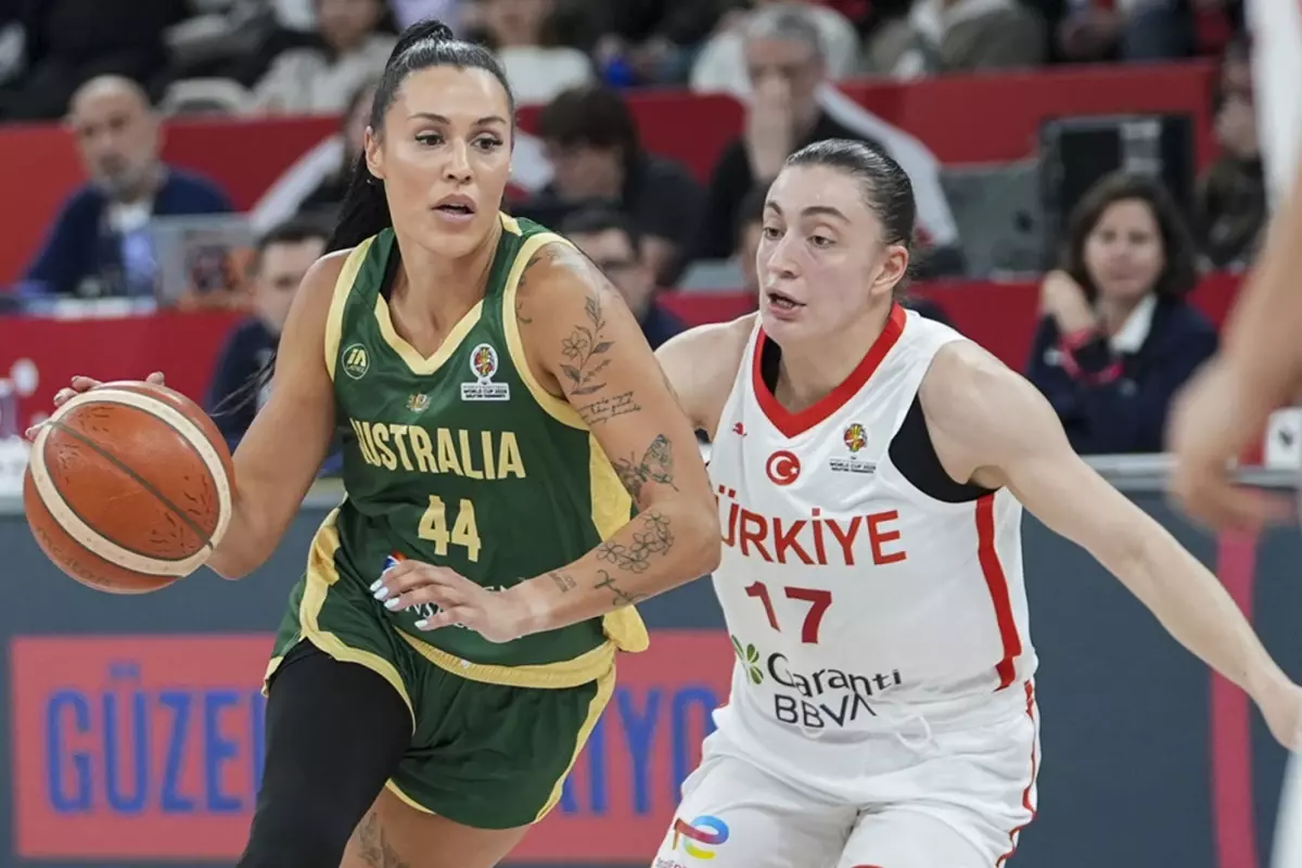 Türkiye Kadın Basketbol Takımı Avustralya'ya Karşı 77-74 Kaybetti
