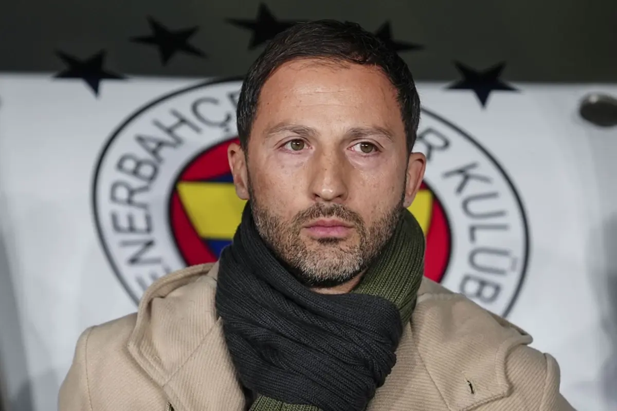 Fenerbahçe'nin Teknik Direktör Krizi: Tedesco'nun Yerine Kim Gelebilir?
