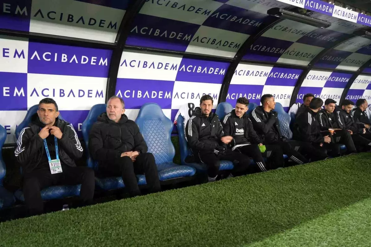 Gençlerbirliği ve Beşiktaş’ın 26. Hafta Golsüz Mücadelesi Devam Ediyor