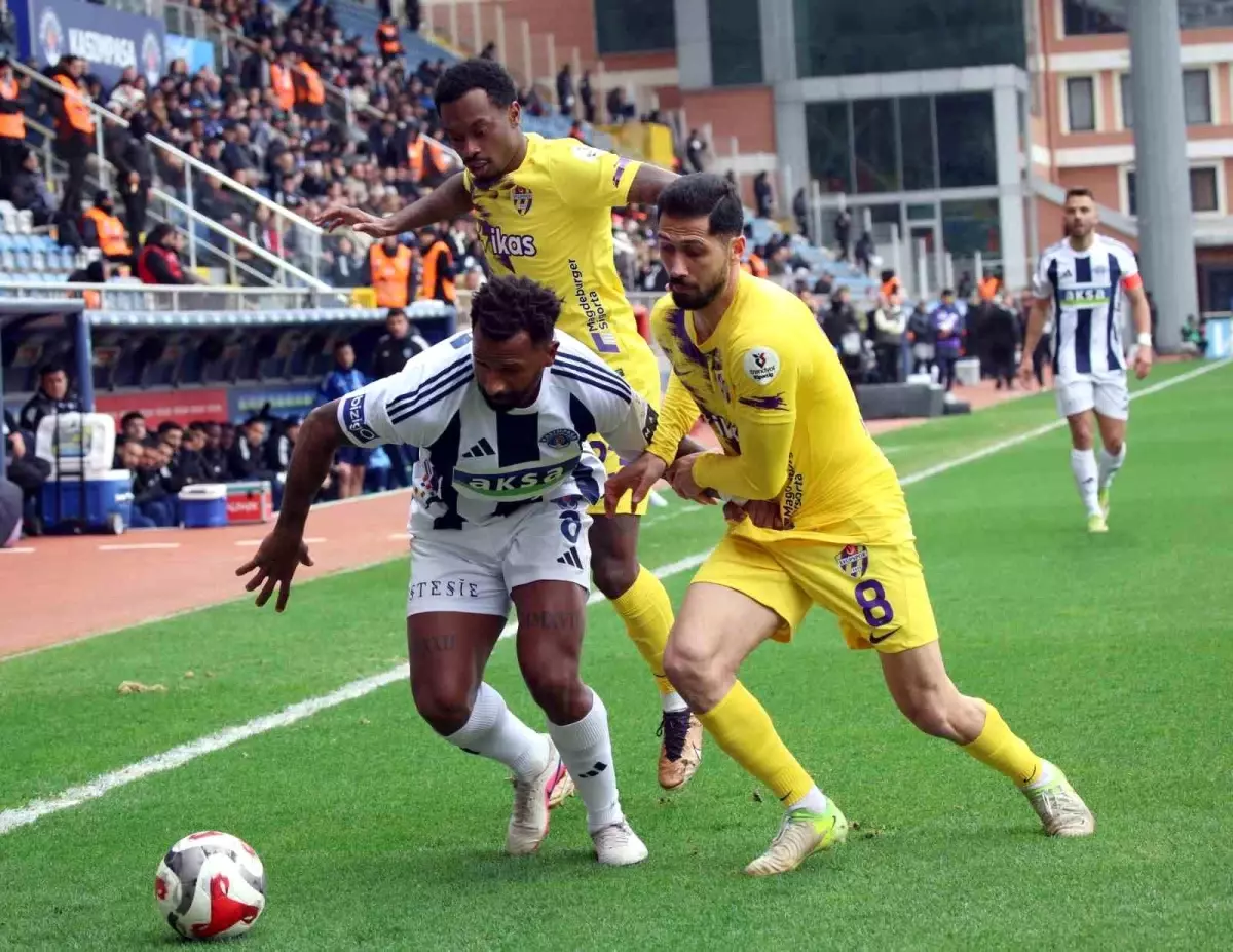 Kasımpaşa ve Eyüspor 26. Hafta Maçında İlk 15 Dakikada Gol Görmedi