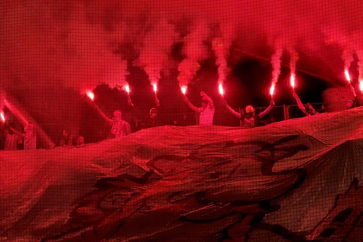 Polonya Ekstraklasa’da Şampiyonluk ve Düşüş Yarışı: Tüm Takımların Kaderi Açık