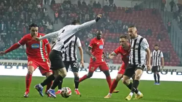 Amedspor maç sonrası kutlaması