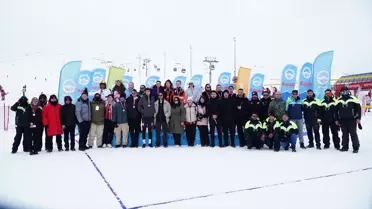 Kar Voleybolu maçından bir an