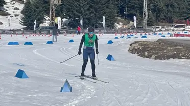 Kış triatlonu yarışmacıları