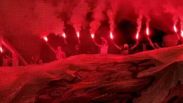 Ekstraklasa sahası ve seyirciler